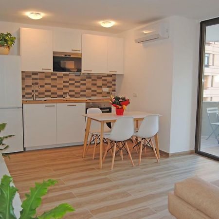 Recently Refurbished Apartment With Sea Views. Fuengirola Exteriér fotografie