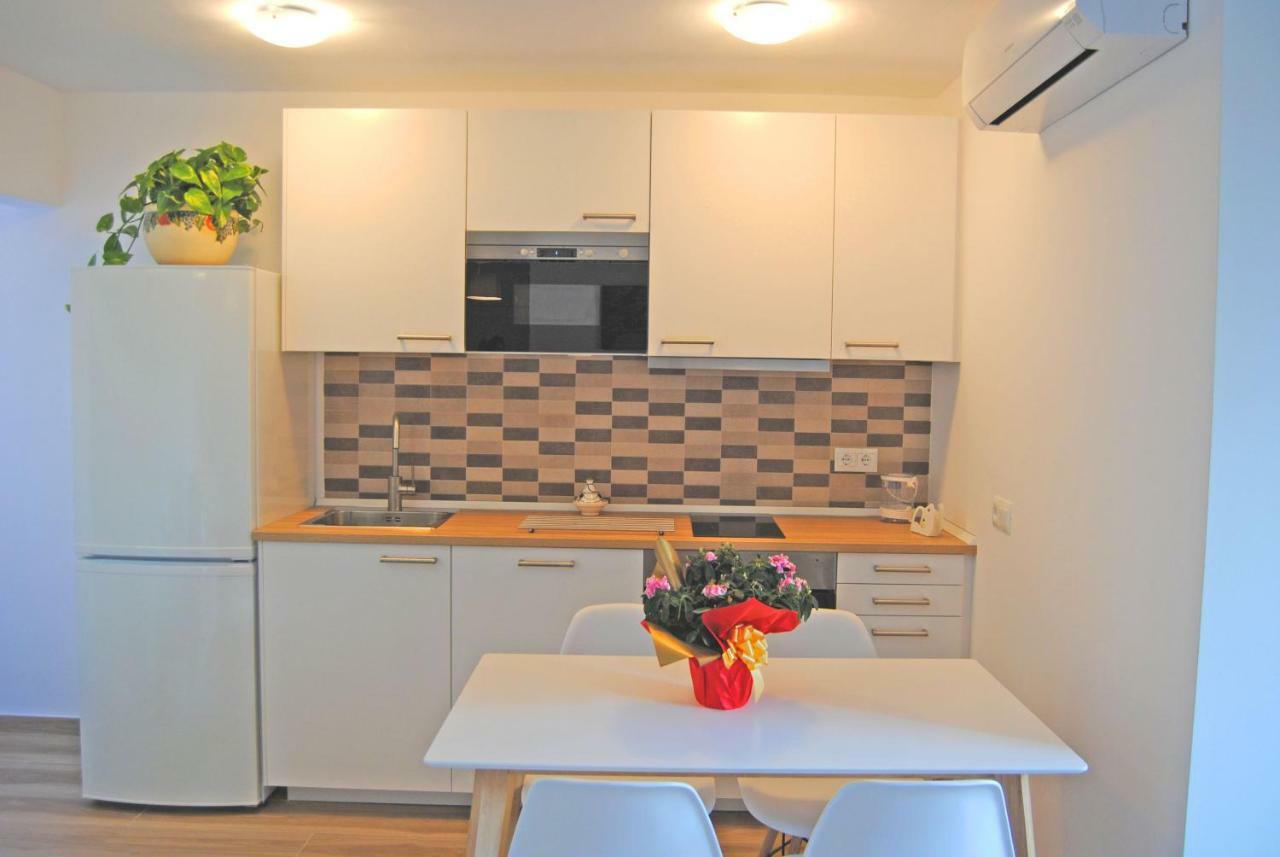 Recently Refurbished Apartment With Sea Views. Fuengirola Exteriér fotografie